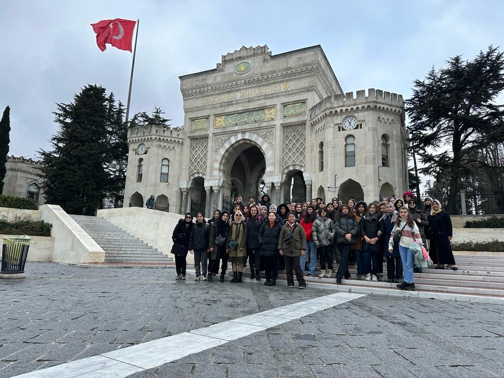 İbrahim Hakkı Kubilay İmam Hatip Ortaokulu başarılarıyla g&ouml;z dolduruyor
