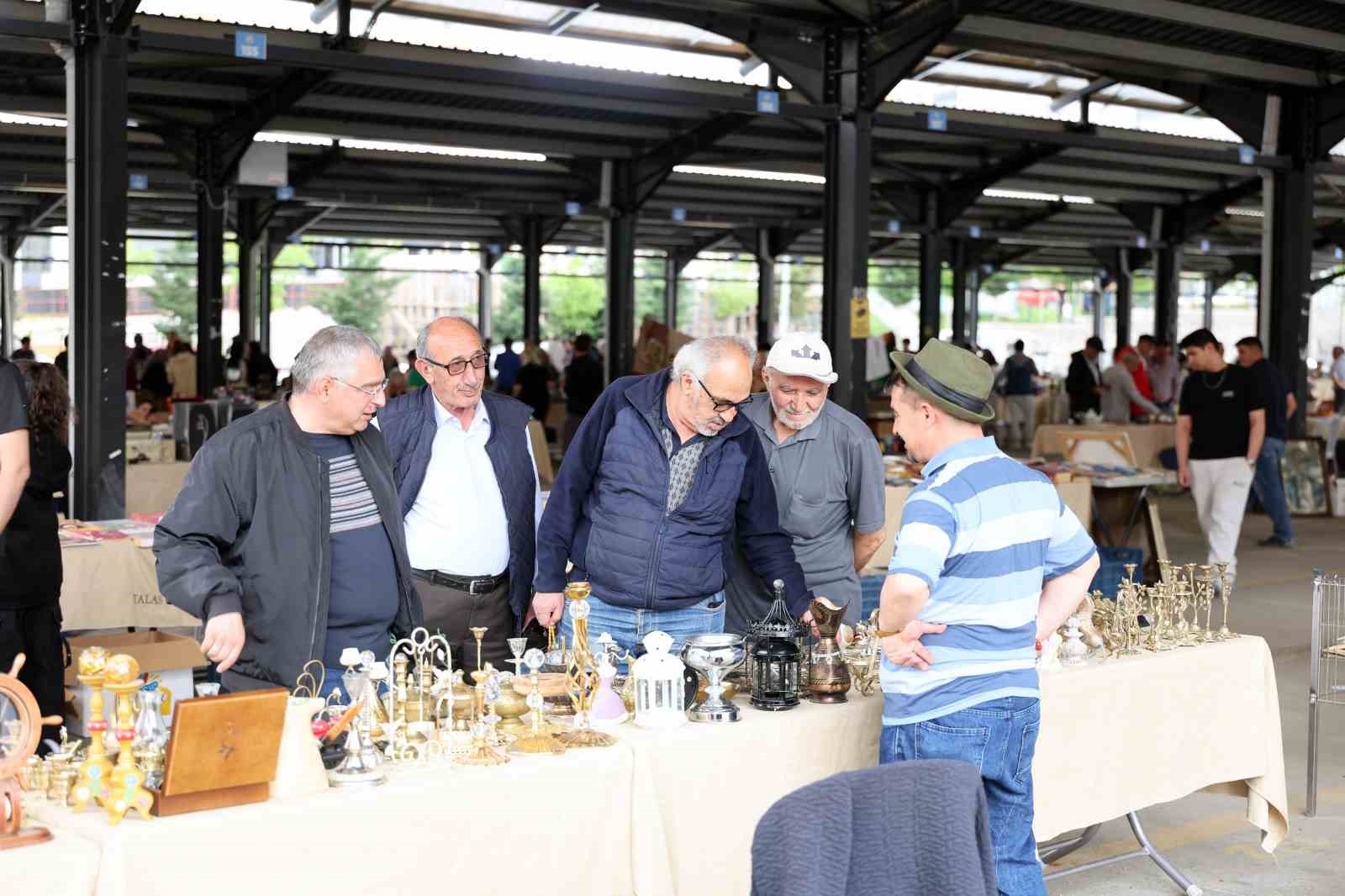 Talas Antika Pazarı nostaljiye yolculuk yaşattı
