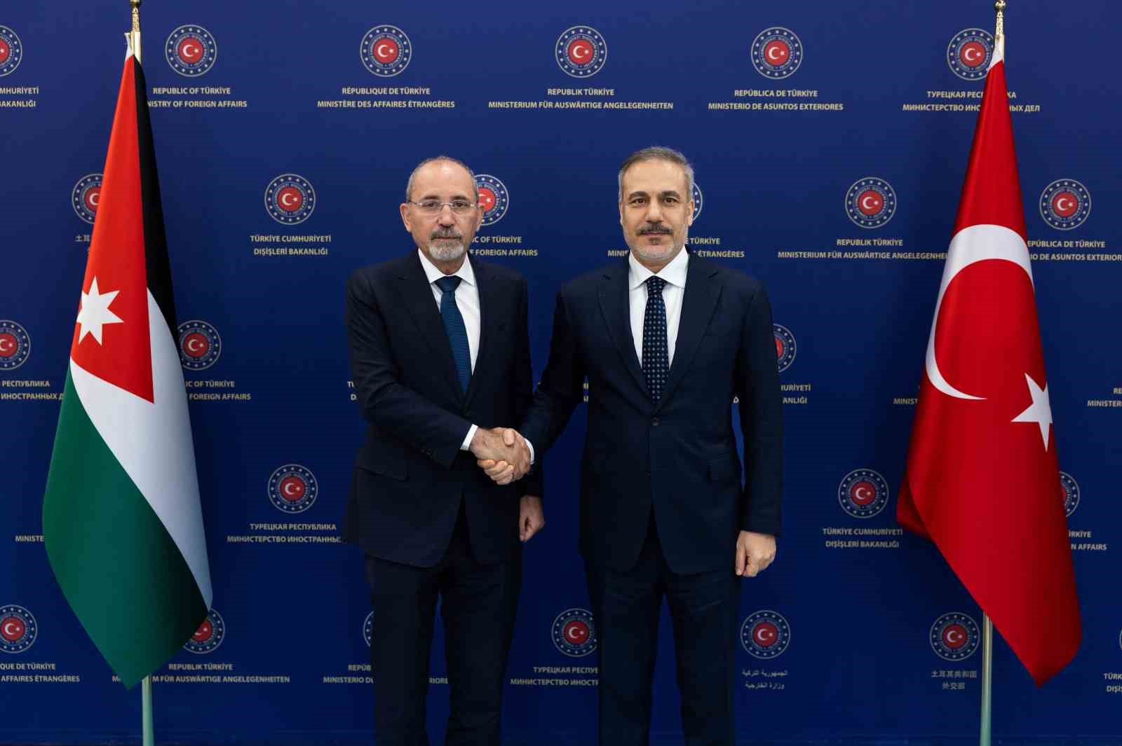 Dışişleri Bakanı Fidan, Ürdünlü mevkidaşı Safedi ile bir araya geldi
