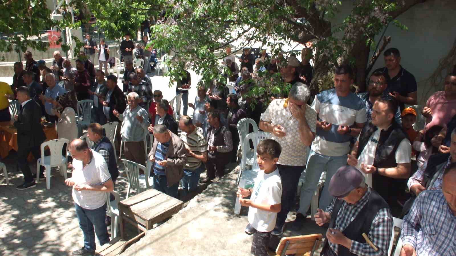 Balıkesir&rsquo;de &Ccedil;ift&ccedil;i Hayrı 2 bin 500 kişiyi buluşturdu
