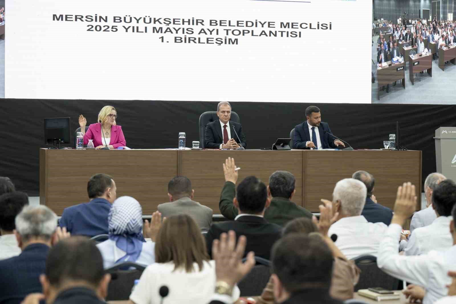 Başkan Seçer: "İtfaiye teşkilatımızın 1 yıl içinde hiçbir eksiği kalmayacak"

