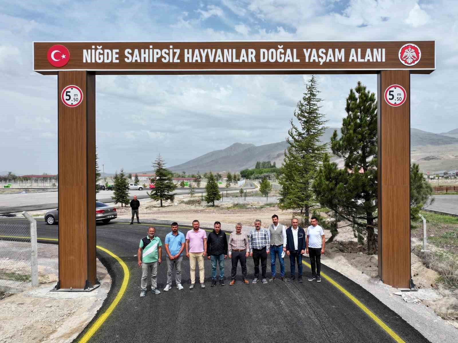 Niğde Sahipsiz Hayvanlar Doğal Yaşam Alanı&rsquo;nda &ccedil;alışmalar devam ediyor
