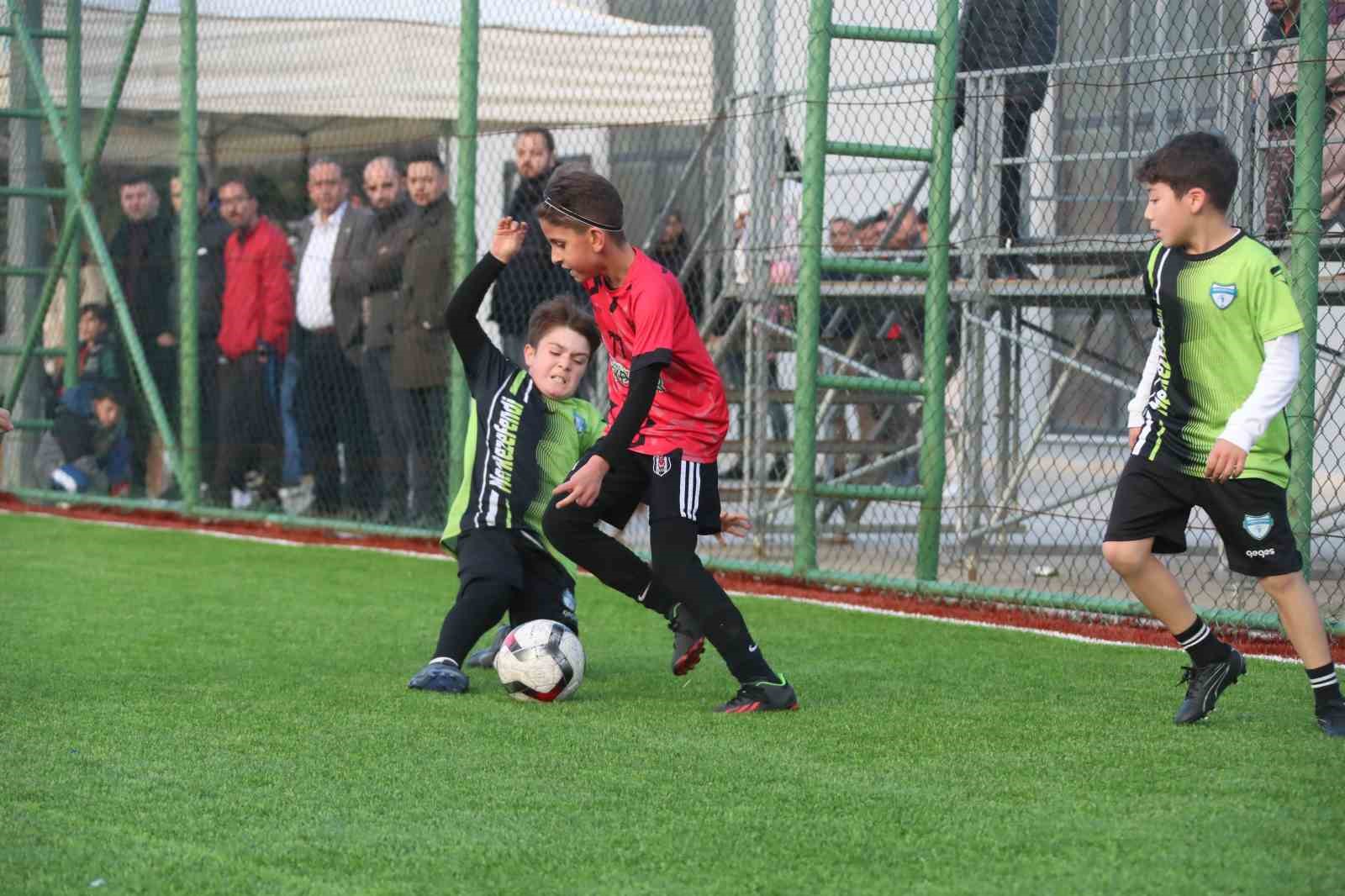 Merkezefendi&rsquo;de 19 Mayıs Gen&ccedil;lik Turnuvası başlıyor
