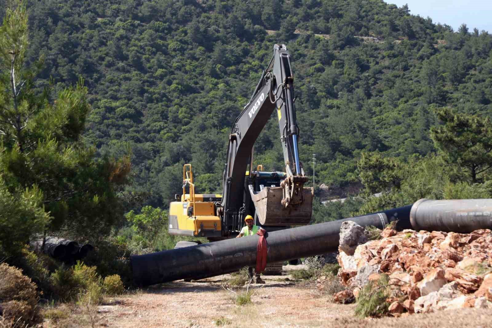 MUSKİ&rsquo;de Genel M&uuml;d&uuml;r dahil herkes sahaya indi
