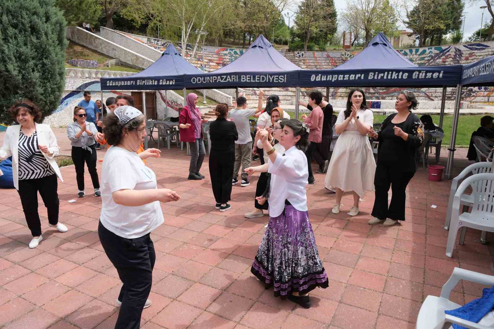 Odunpazarı Belediyesi’nden annelere özel kutlama