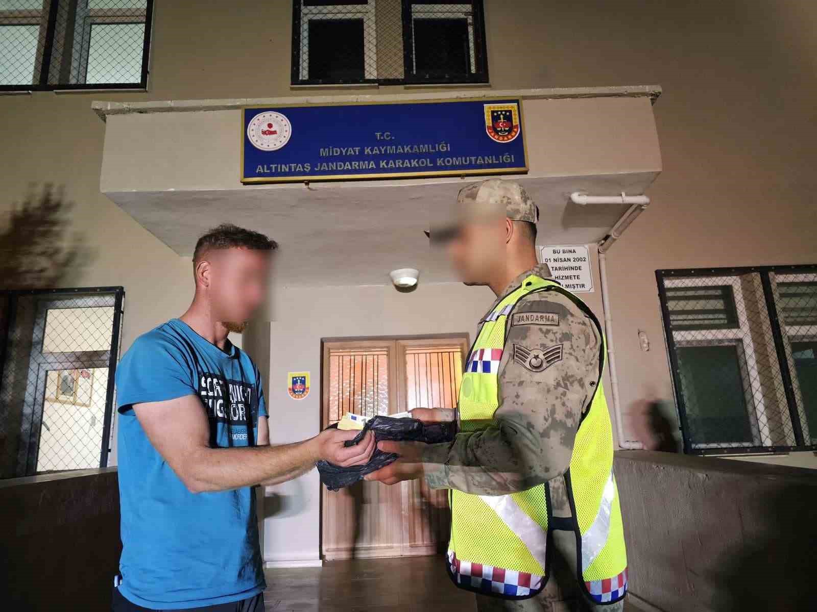 Midyat’ta toprağa gömülen servet 24 saatte bulundu