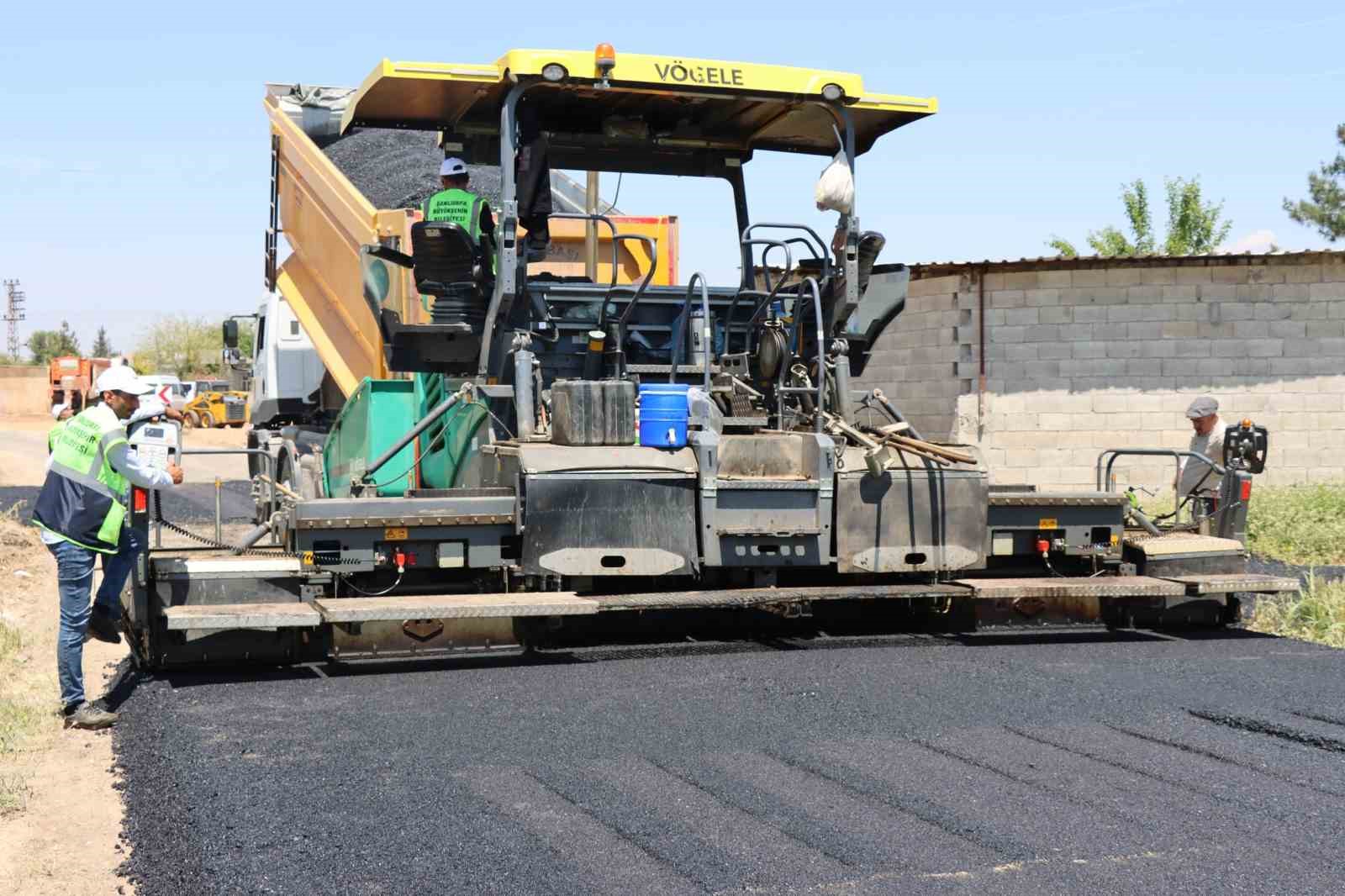 Şanlıurfa kırsalına 520 kilometre sathi asfalt döküldü
