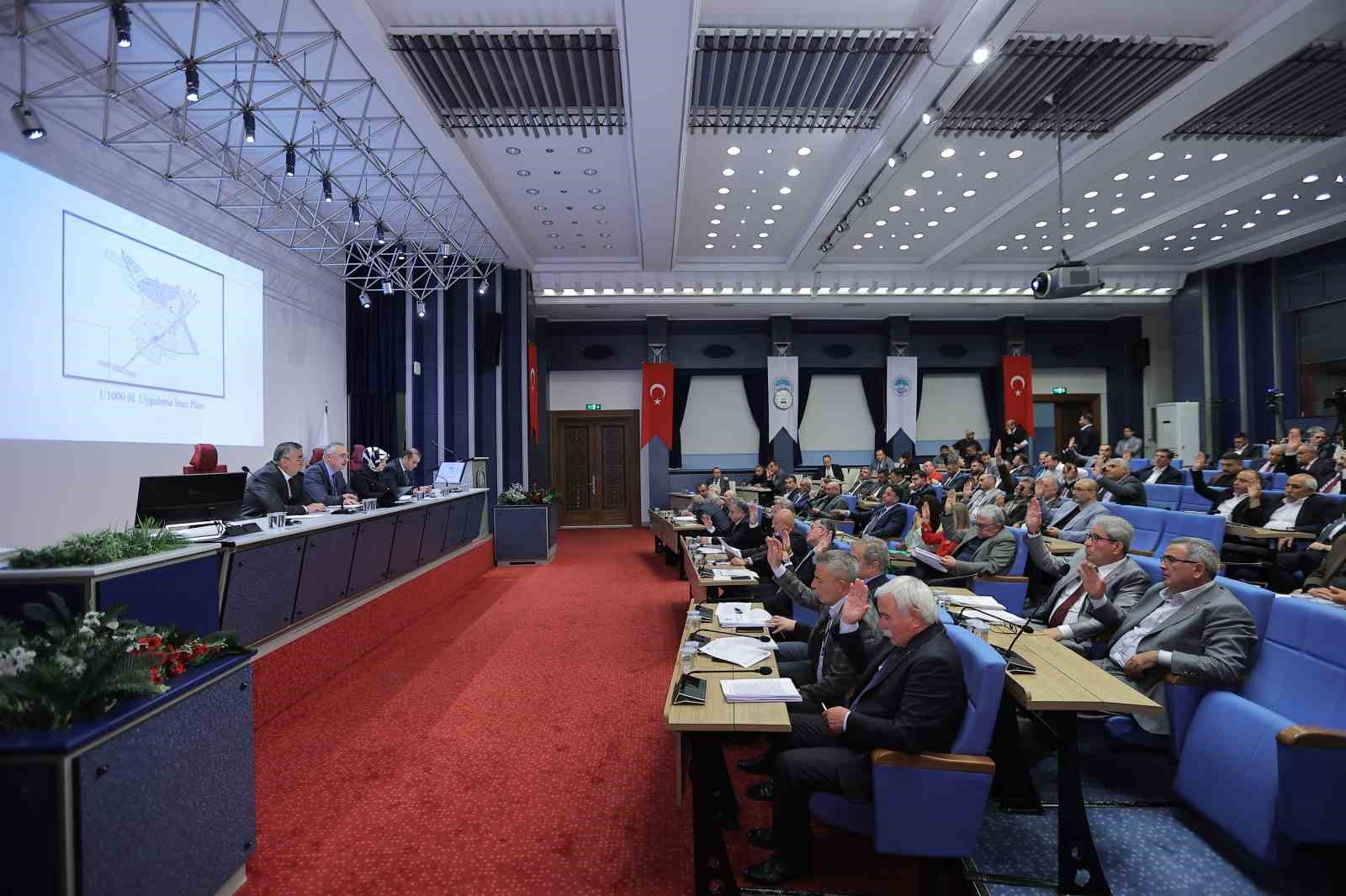 B&uuml;y&uuml;kşehir Meclisi&rsquo;nde 82 madde karara bağlandı
