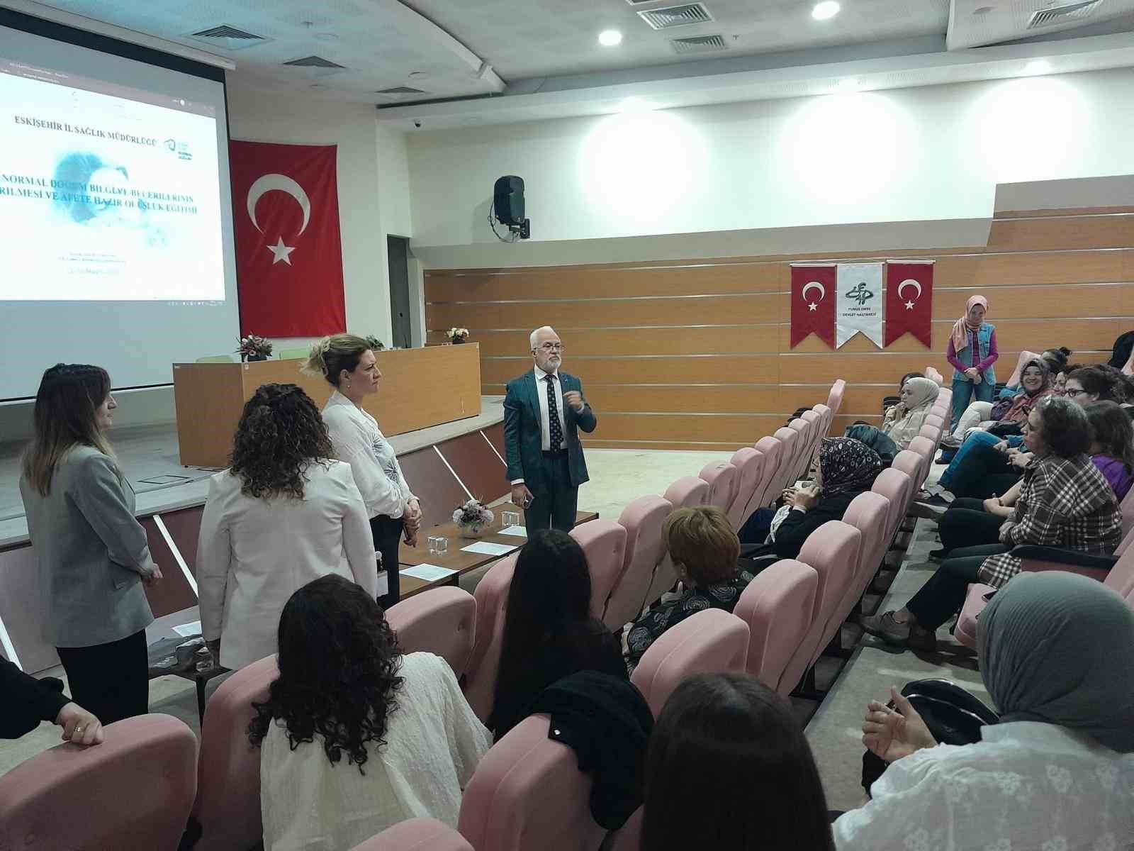 Ebelik Normal Doğum Bilgi ve Beceri Artırma ve Afete Hazırlık eğitiminin ikinci etabı başladı