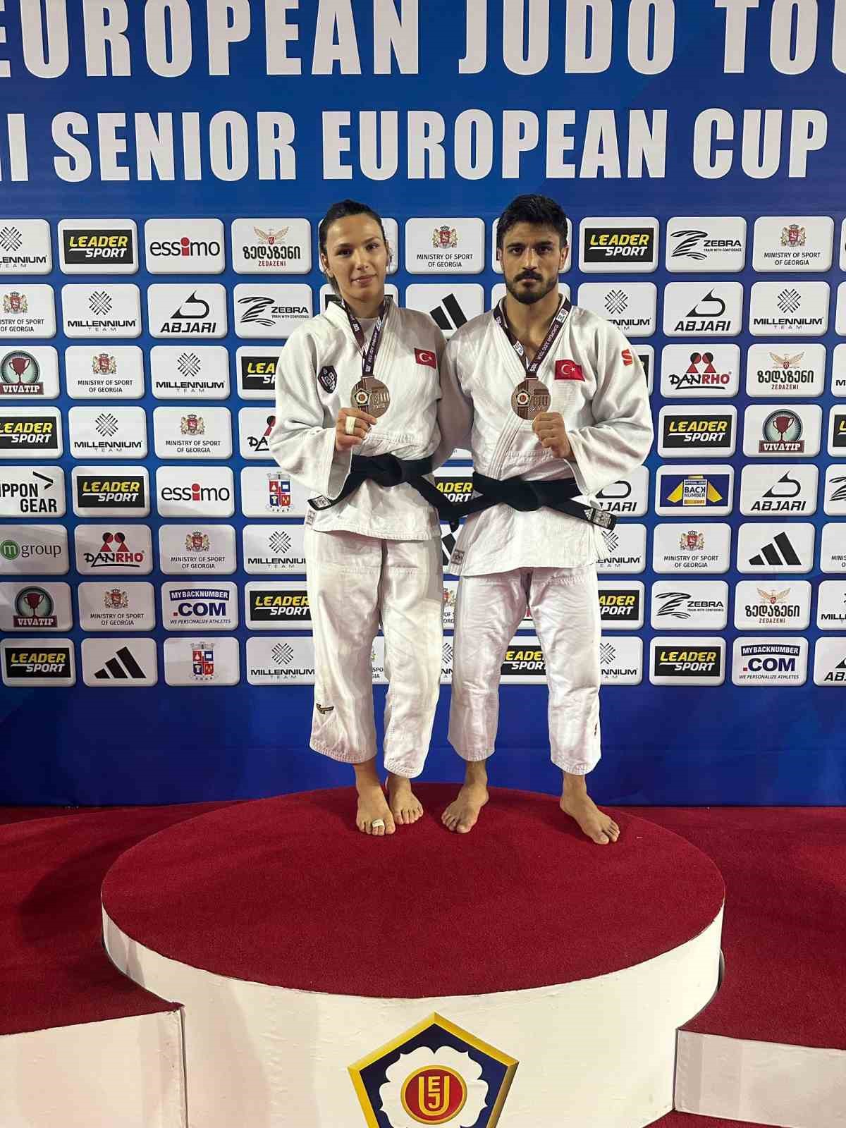 BEUN BESYO öğrencileri Gürcistan’dan Avrupa 2’nciliği ile dönüyor