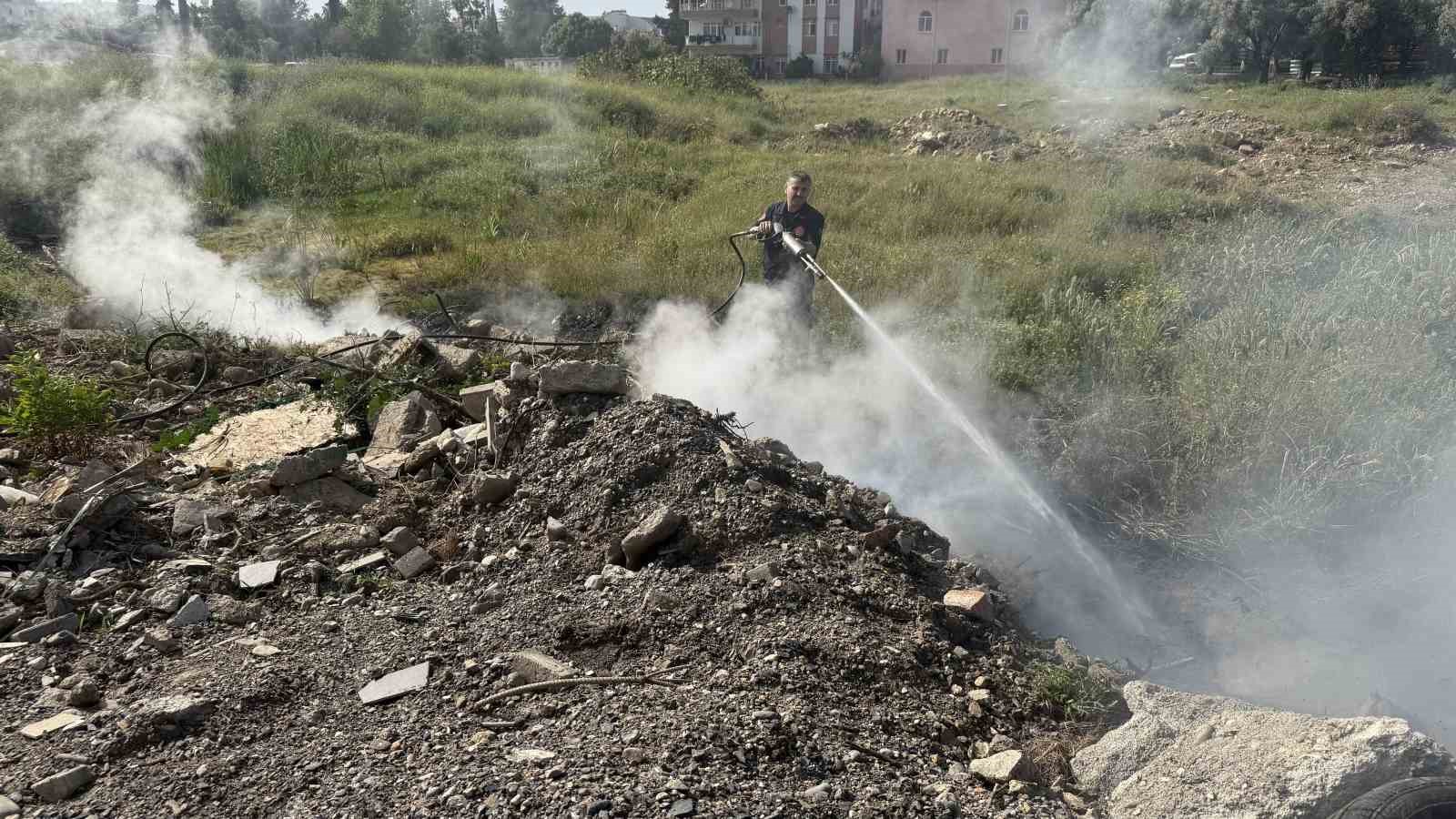 Gazipaşa&rsquo;daki otluk yangını b&uuml;y&uuml;meden s&ouml;nd&uuml;r&uuml;ld&uuml;
