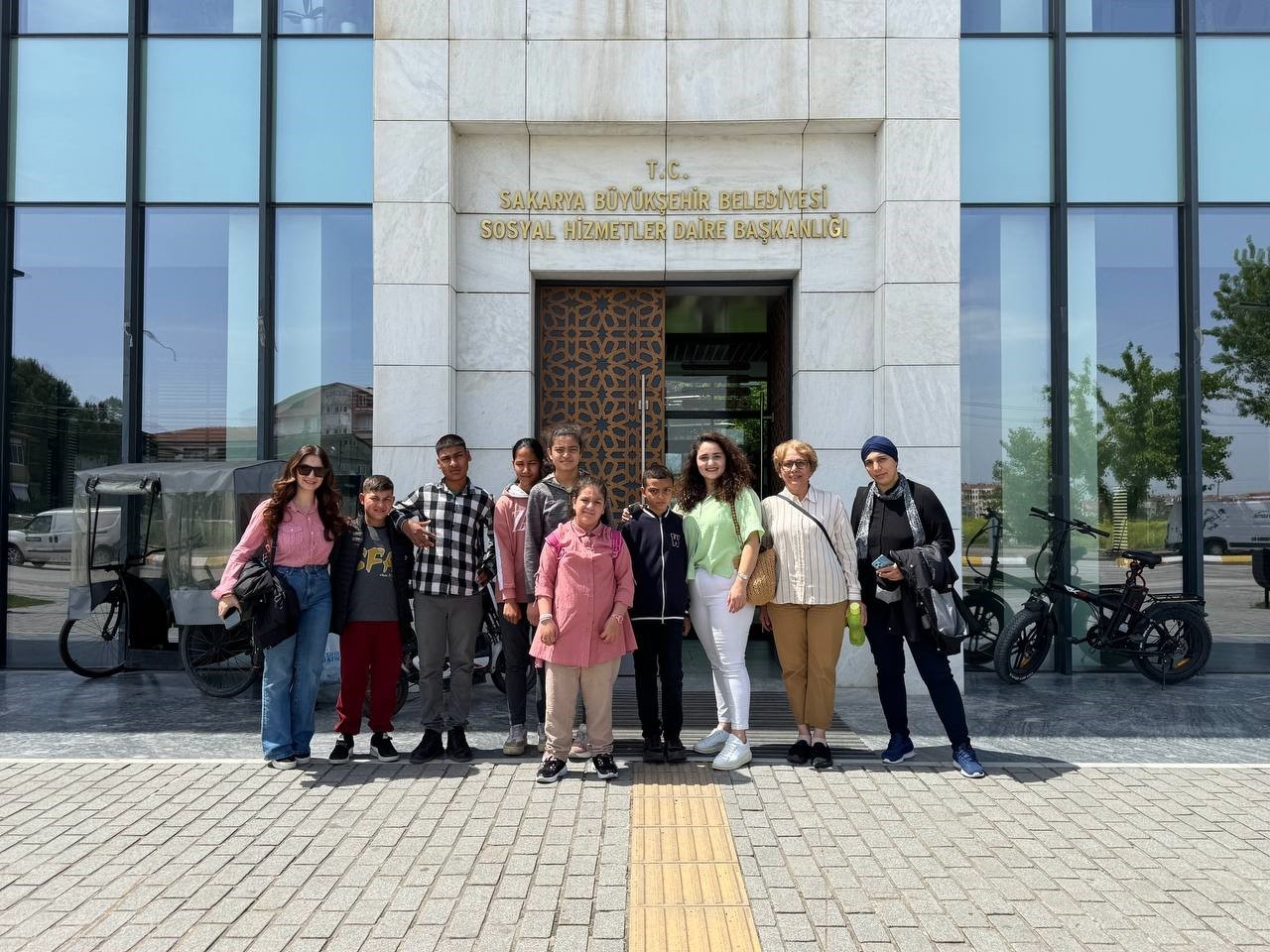 Engelsiz hobi atölyelerinde özel öğrenciler arkadaşlıklarını pekiştiriyor