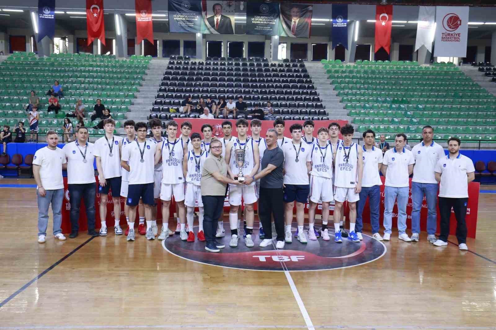 Basketbol U16 Türkiye Şampiyonası rüzgarı Denizli’de esti
