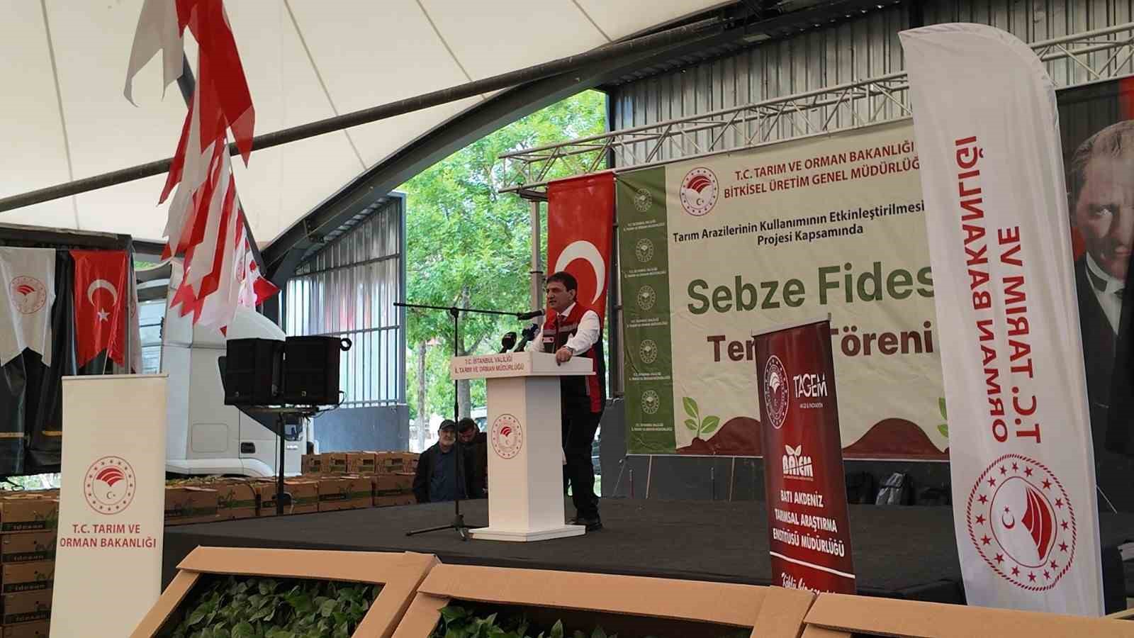 Silivri’de üreticiye 614 bin fide ve 4 ton tohum desteği
