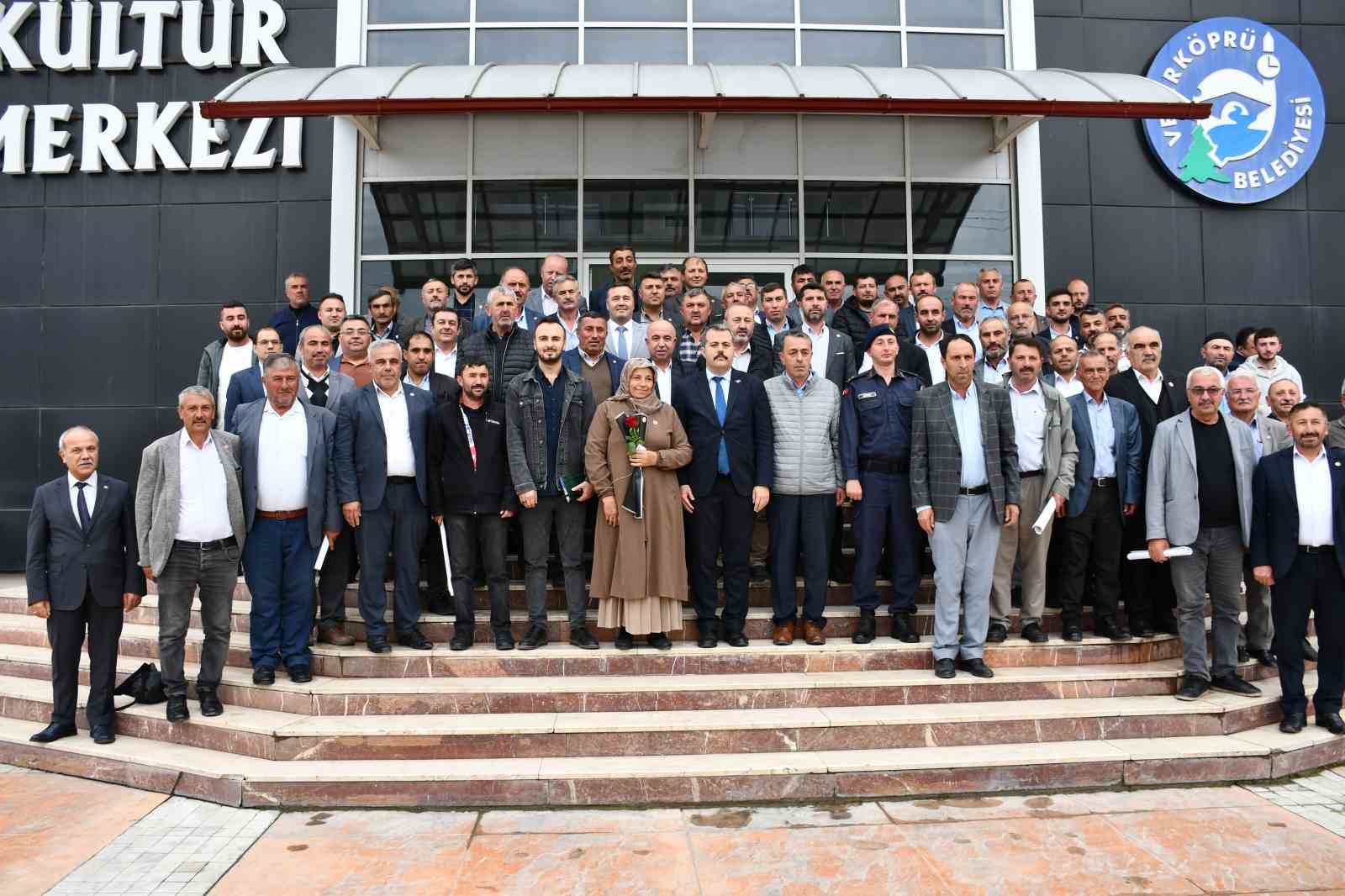Vezirköprü’de muhtarlara bilgilendirme semineri
