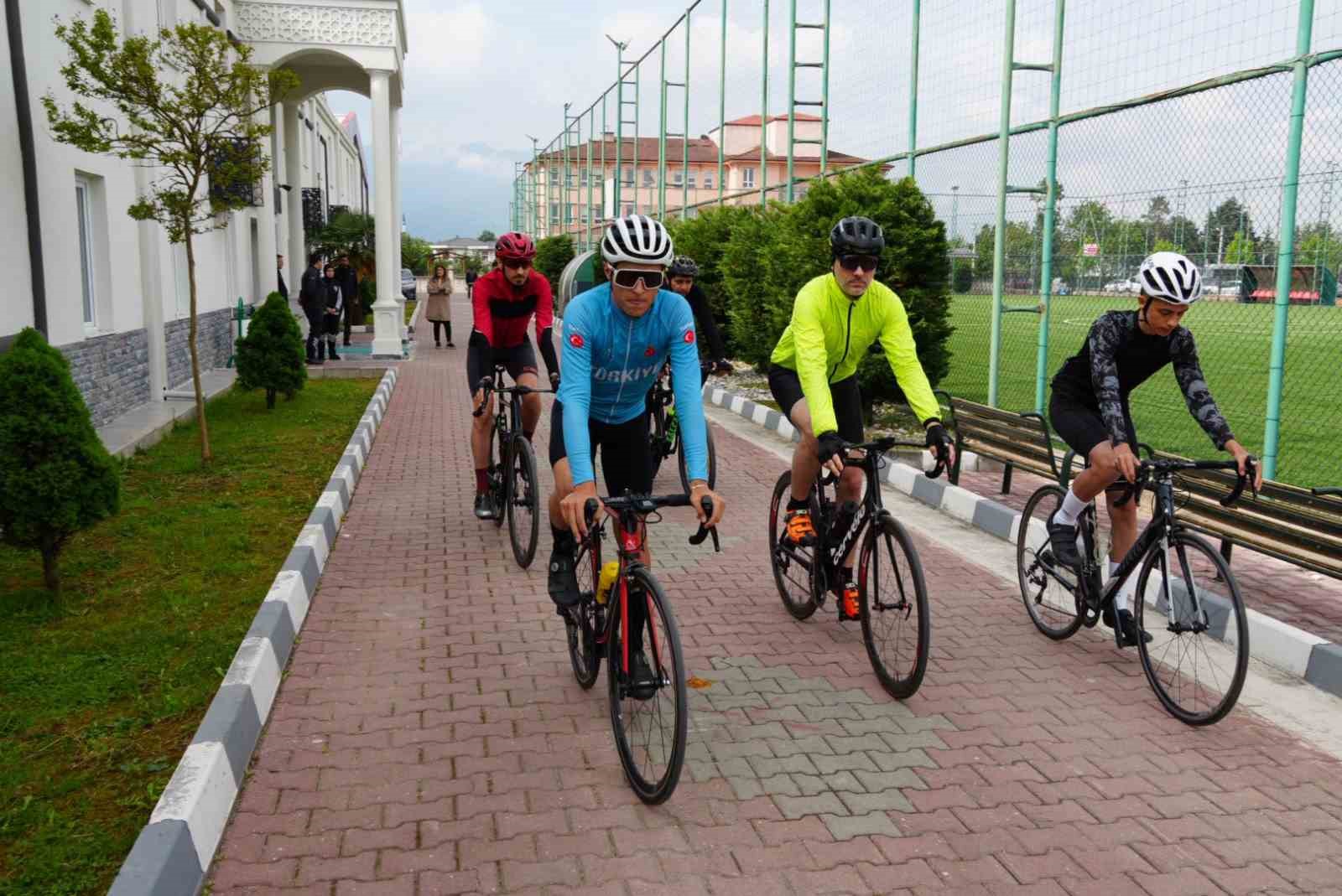 Selanik’ten gelen bayrak ve toprak Düzce’ye ulaştı
