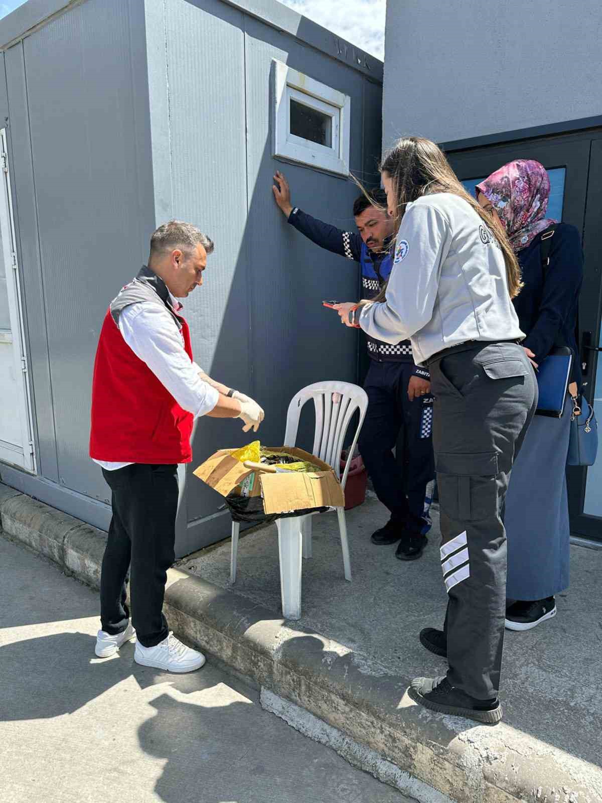 100 Kilogram sağlıksız midyeye el konuldu
