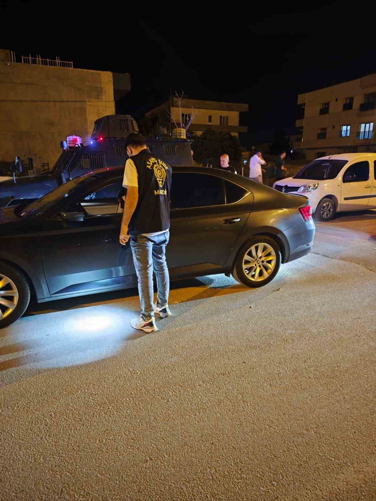 Mardin&rsquo;de asayiş uygulamasında firari şahıs yakalandı
