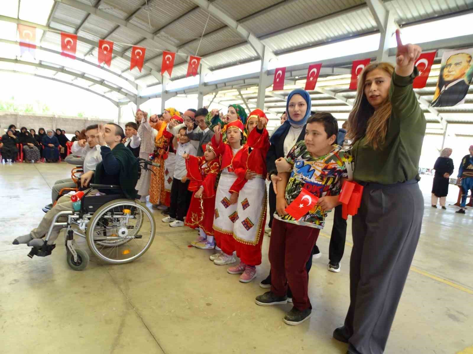 Hisarcık&rsquo;ta &ouml;zel &ouml;ğrencilerin g&ouml;sterileri b&uuml;y&uuml;k ilgi g&ouml;rd&uuml;
