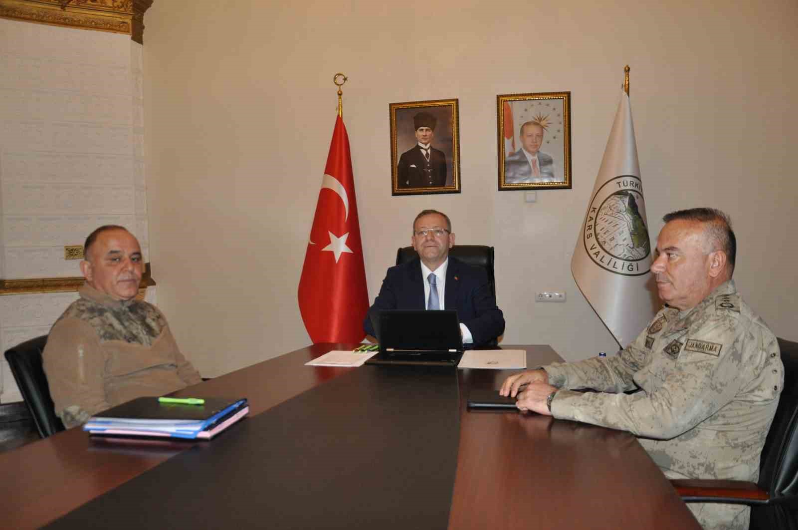 Kars’ta Nisan ayı asayiş ve güvenlik toplantısı yapıldı