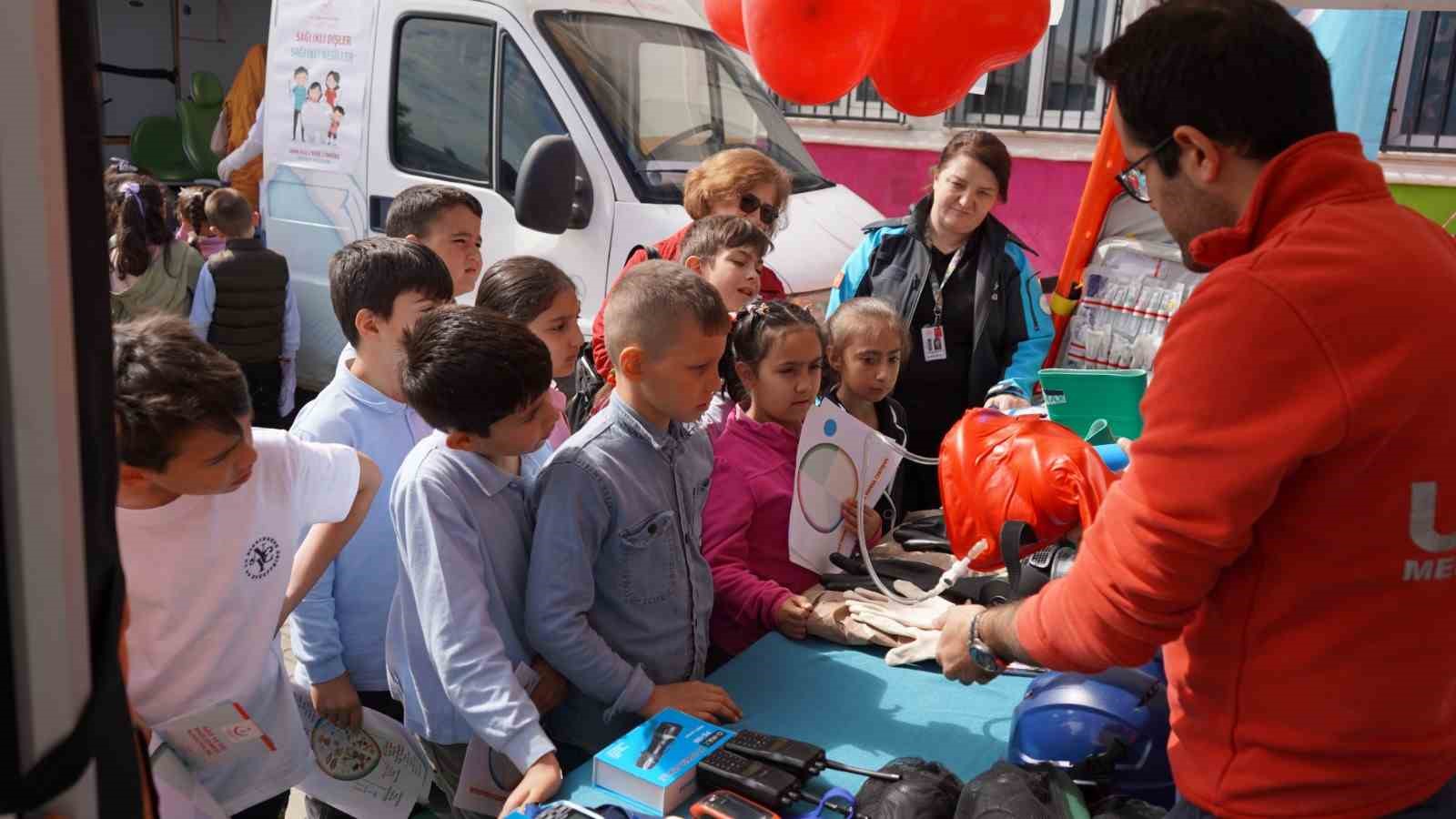 ‘Sağlıklı Çocuk, Sağlıklı Gelecek’ programı büyük ilgi gördü