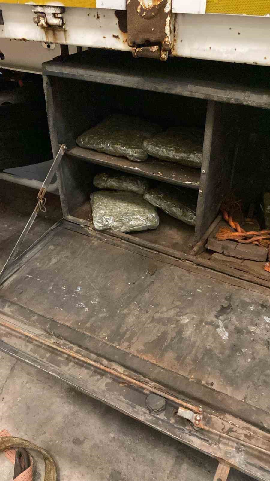 Kapıkule’de 13 kilo skunk ele geçirildi
