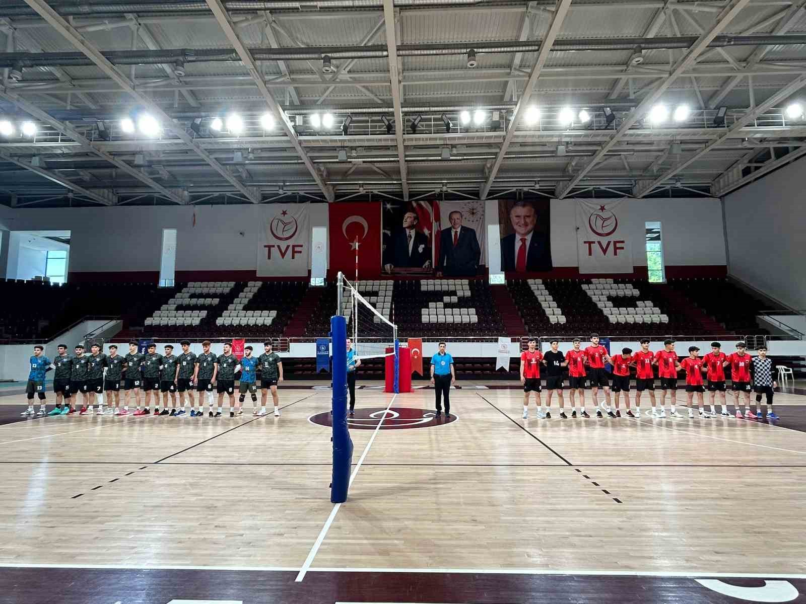 Elazığ, Türkiye voleybol yarı finallerine ev sahipliği yaptı
