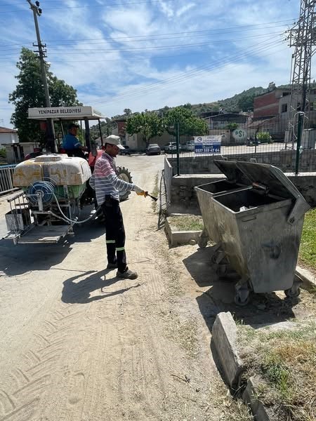 Yenipazar&rsquo;da haşerelere karşı ortak m&uuml;cadele
