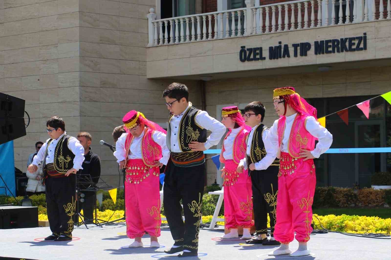 &rsquo;Sanat ve Spor Festivali&rsquo; engelsiz kalpleri buluşturdu
