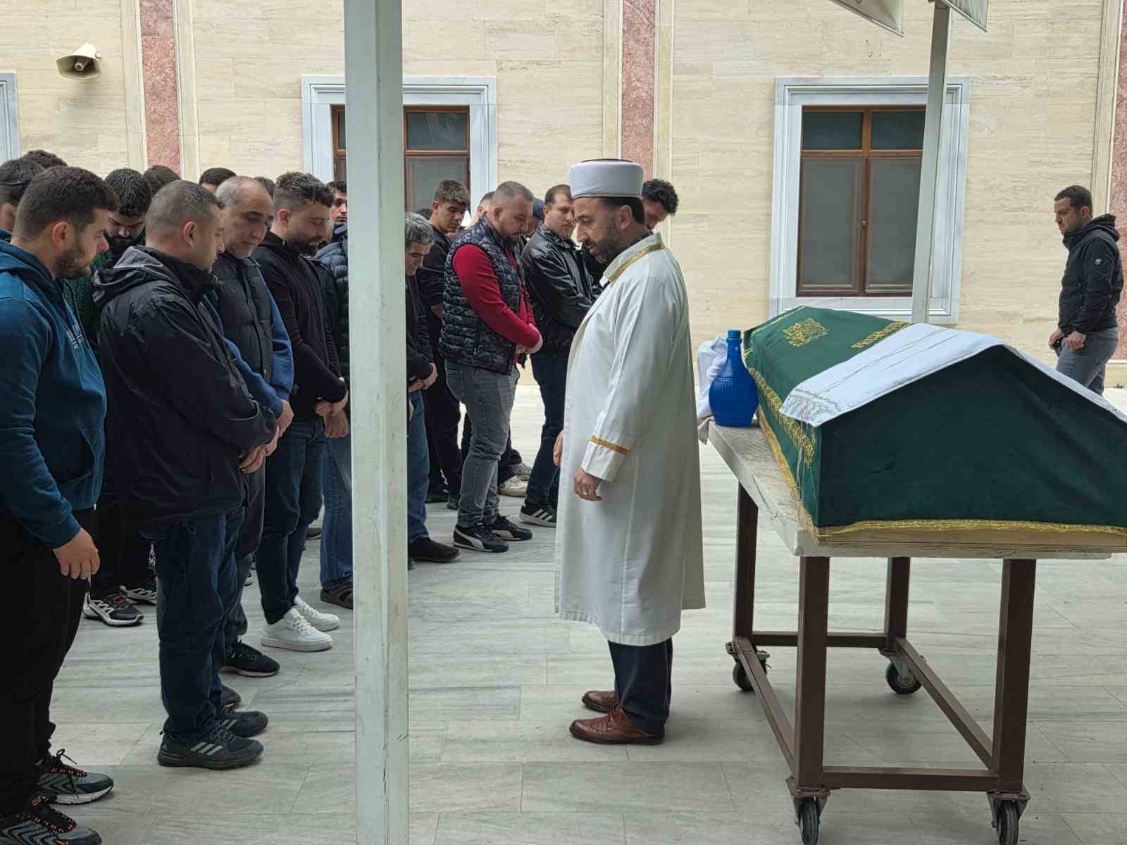 Motosiklet kazasında hayatını kaybeden genç sporcu son yolculuğuna uğurlandı