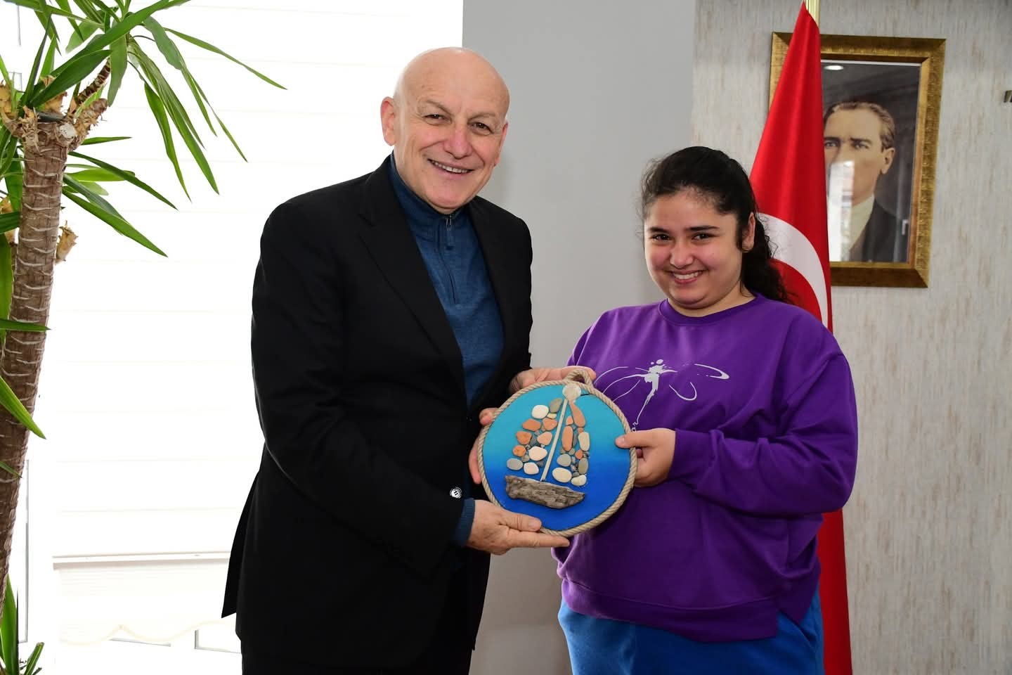 Başkan Kul: "&Ouml;zel &ouml;ğrencilerin desteklendiklerinde neleri başardıklarını g&ouml;rmek bizlere umut veriyor"
