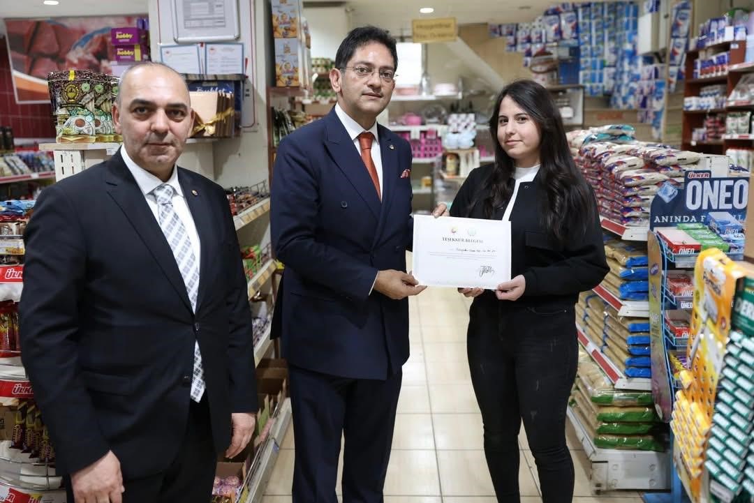 Erzurum Ticaret Borsası&rsquo;ndan Şenkaya&rsquo;ya eğitim ve ekonomiye y&ouml;nelik destek ziyaretleri
