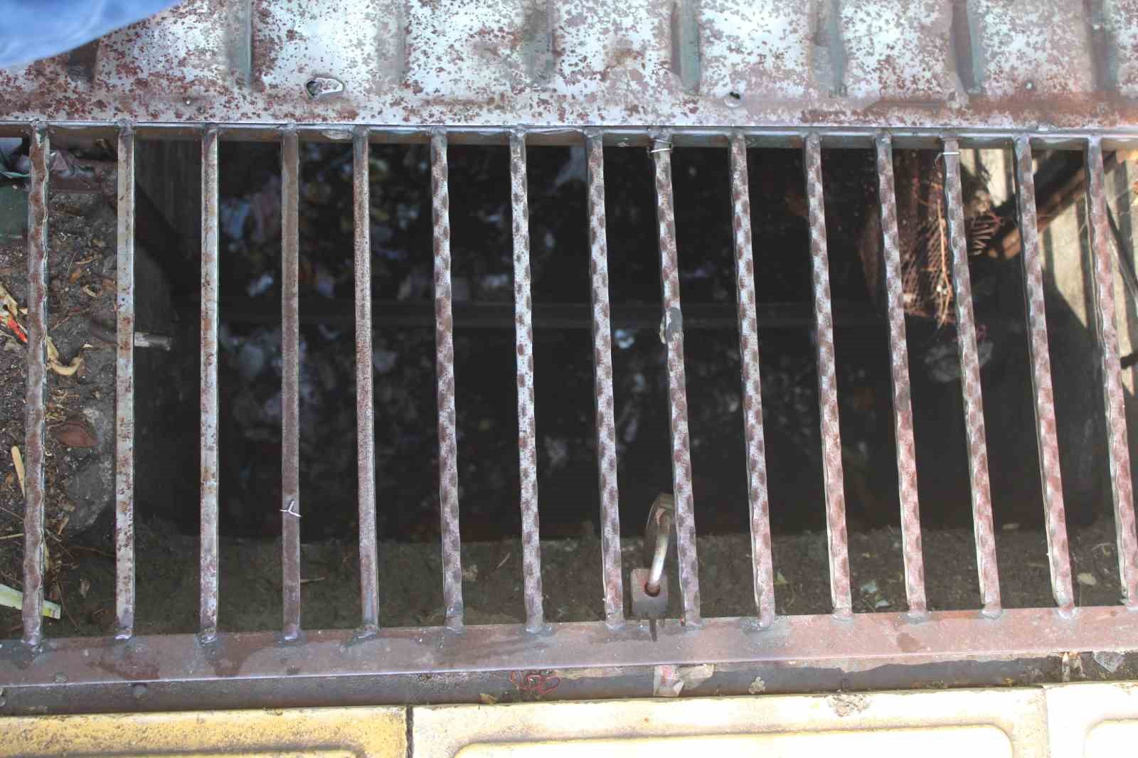 Mazgala atılan sigara izmariti, ekipleri harekete ge&ccedil;irdi
