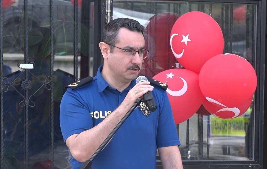 ‘Göreneller Görme Engelli Okulu’nda EGM tarafından miniklere etkinlik düzenlendi