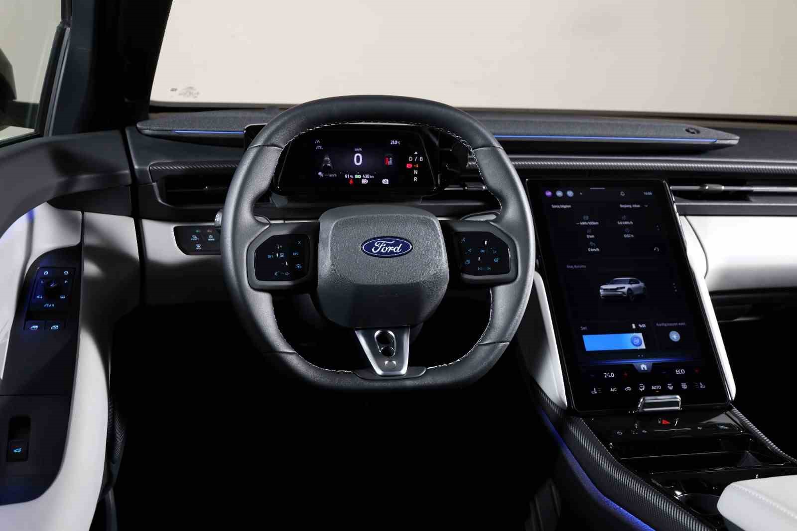 Ford T&uuml;rkiye, elektrikli yeni binek ve ticari ara&ccedil;larını tanıttı
