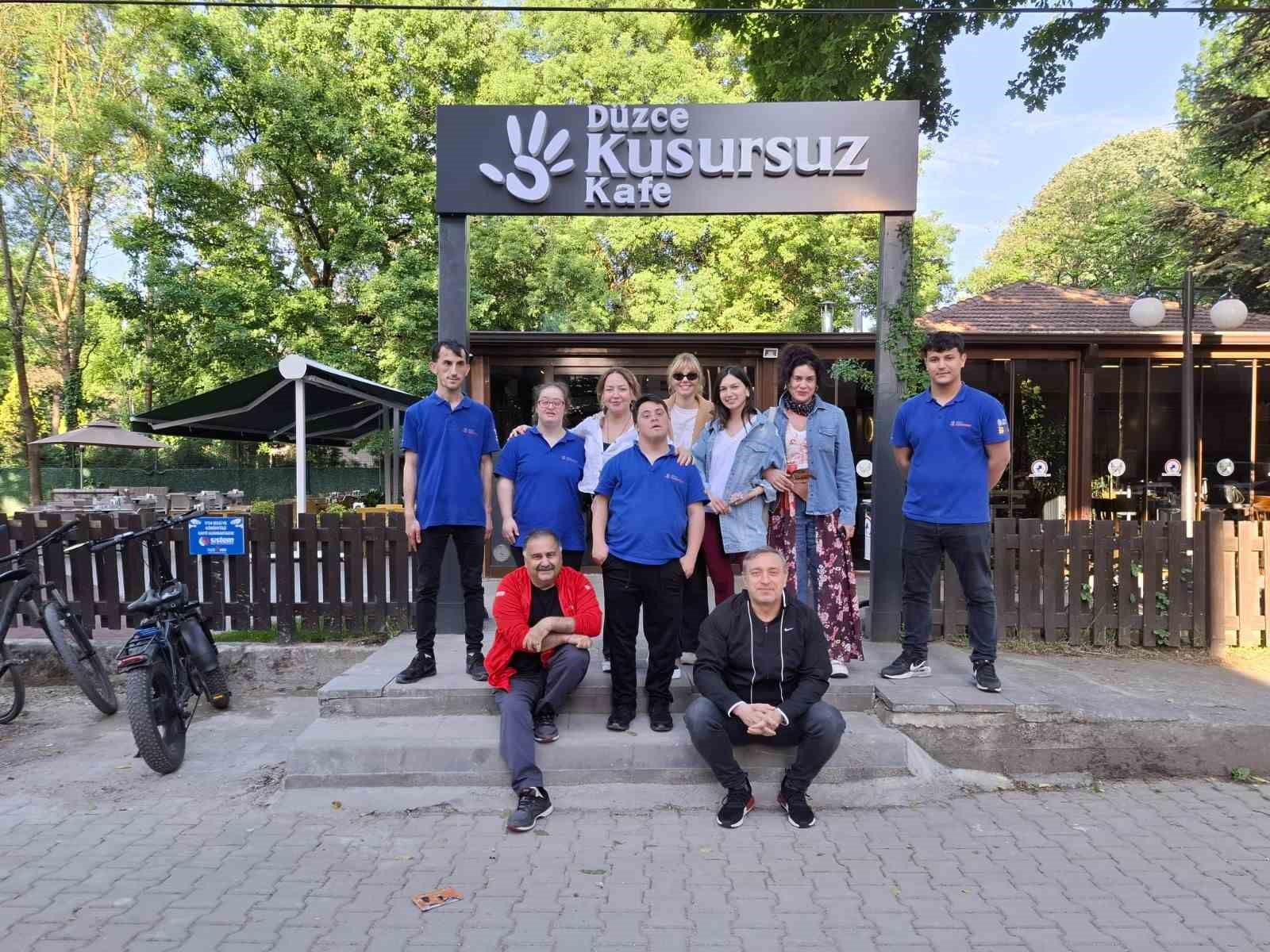 Düzce’de kusursuzda bir mola verdiler