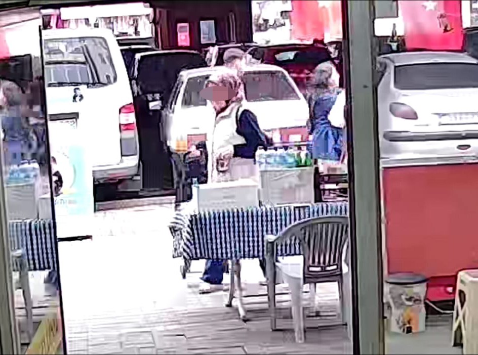 Bal ve &ccedil;aydanlık seti &ccedil;alan zanlı yakalandı
