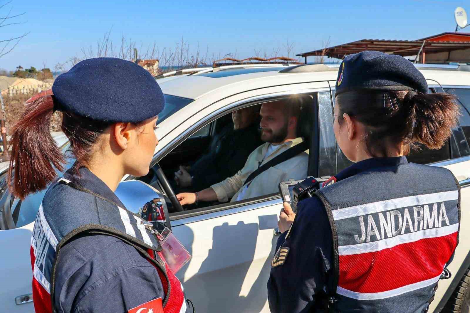 Ordu&rsquo;da jandarma ekipleri, bir haftada 47 bin şahsı sorguladı
