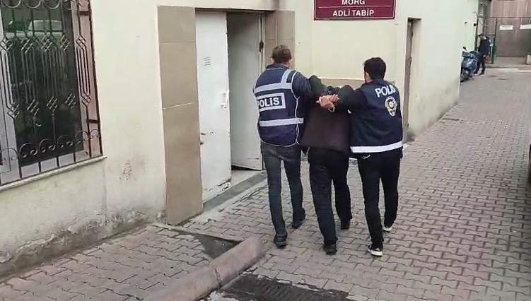 ’Cinsel istismar’ suçundan aranan 2 kişi yakalandı