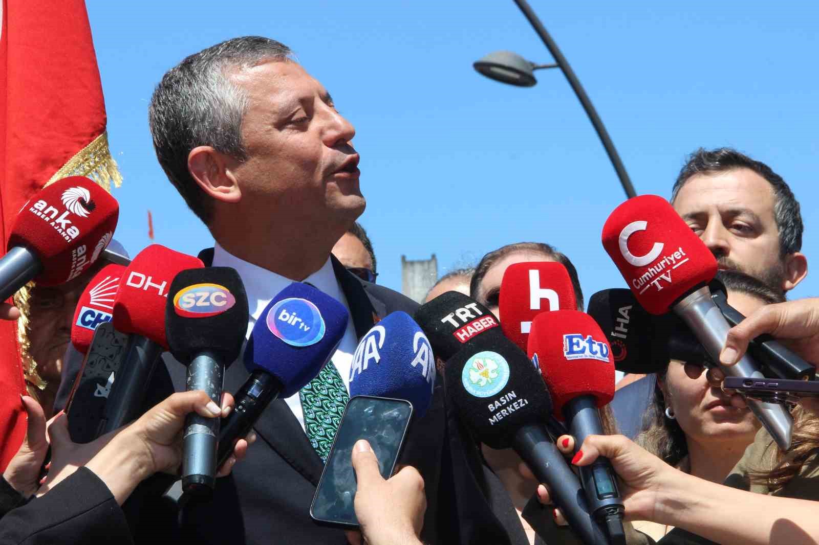 CHP Genel Başkanı Özel, Soma’daki anma programına katıldı