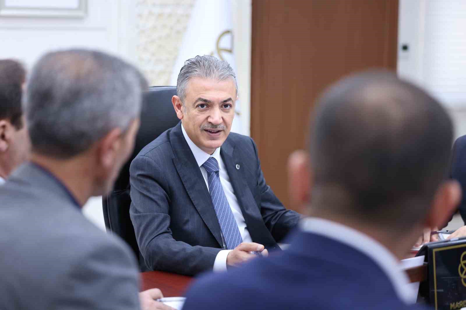 Vali Akkoyun muhtarlarla bir araya geldi