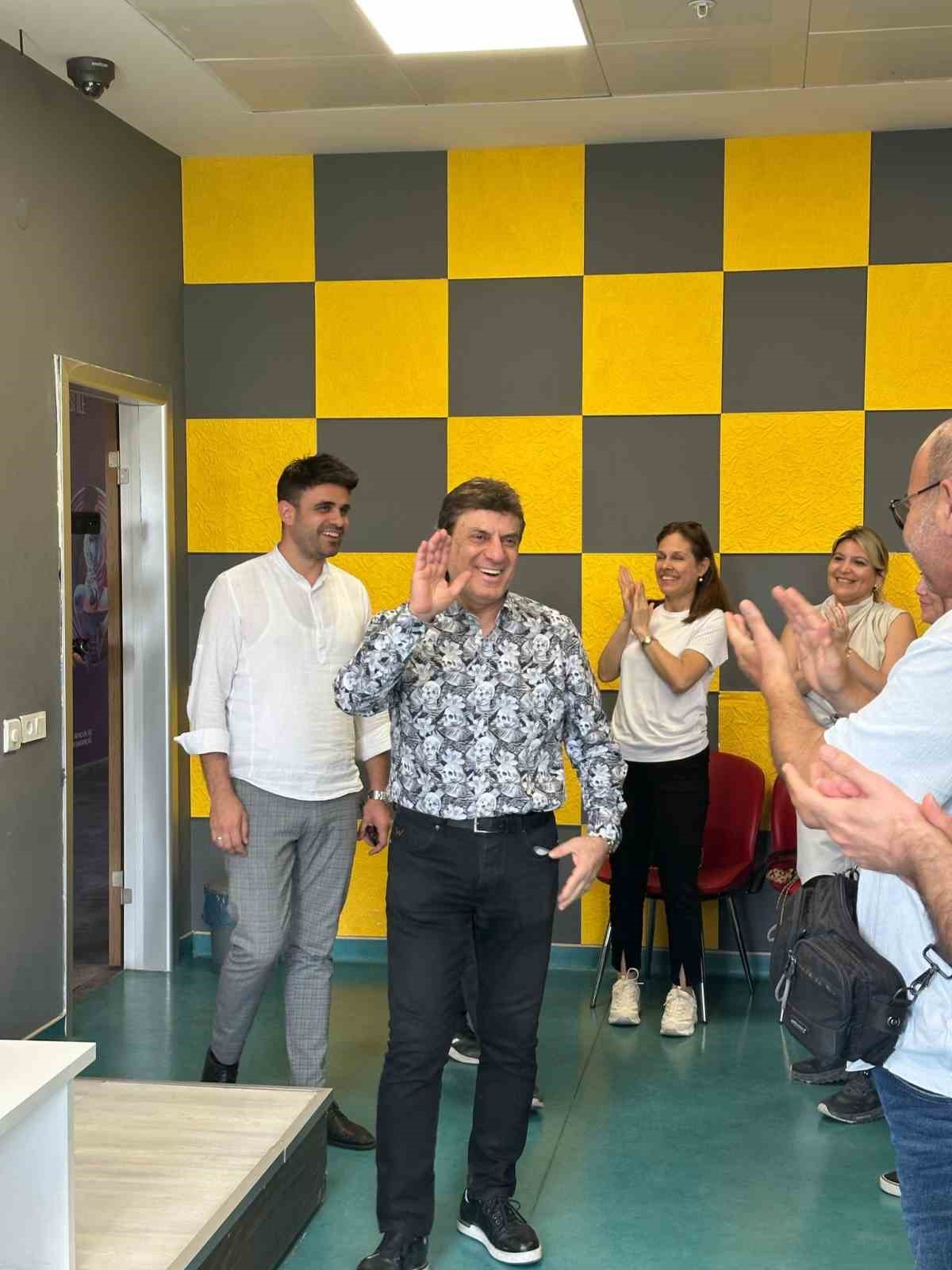 Coşkun Sabah, Manisa Güzel Sanatlar Lisesi öğrencileriyle buluştu