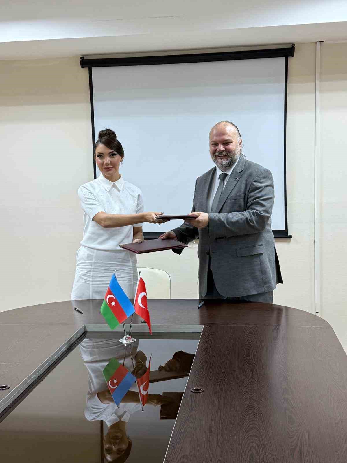 İstanbul’dan Azerbaycan’a uzanan eğitimde iş birliği anlaşması