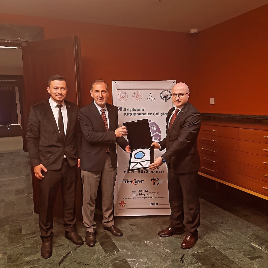 BEUN Prof. Dr. Durmuş G&uuml;nay K&uuml;t&uuml;phanesi&rsquo;ne "Erişilebilirlik Logo Bayrağı" takdim edildi
