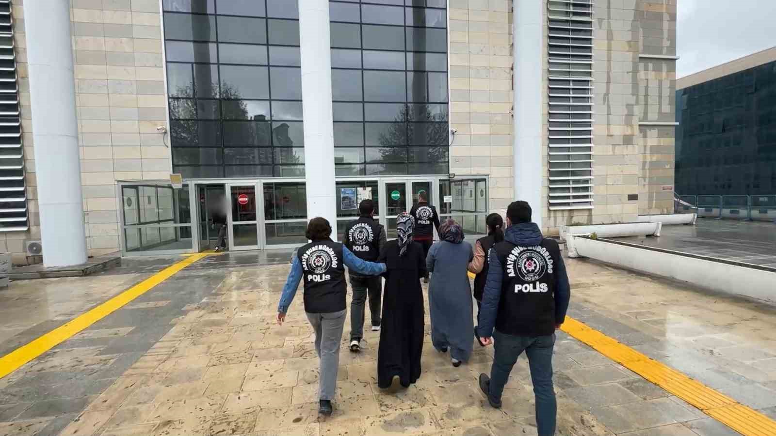 Elazığ’da 416 bin liralık ziynet eşyası çalan kadın şüpheliler yakalandı