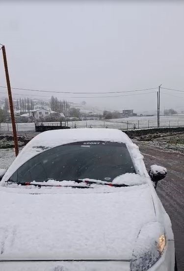Ardahan’da mayıs ayında kar sürprizi
