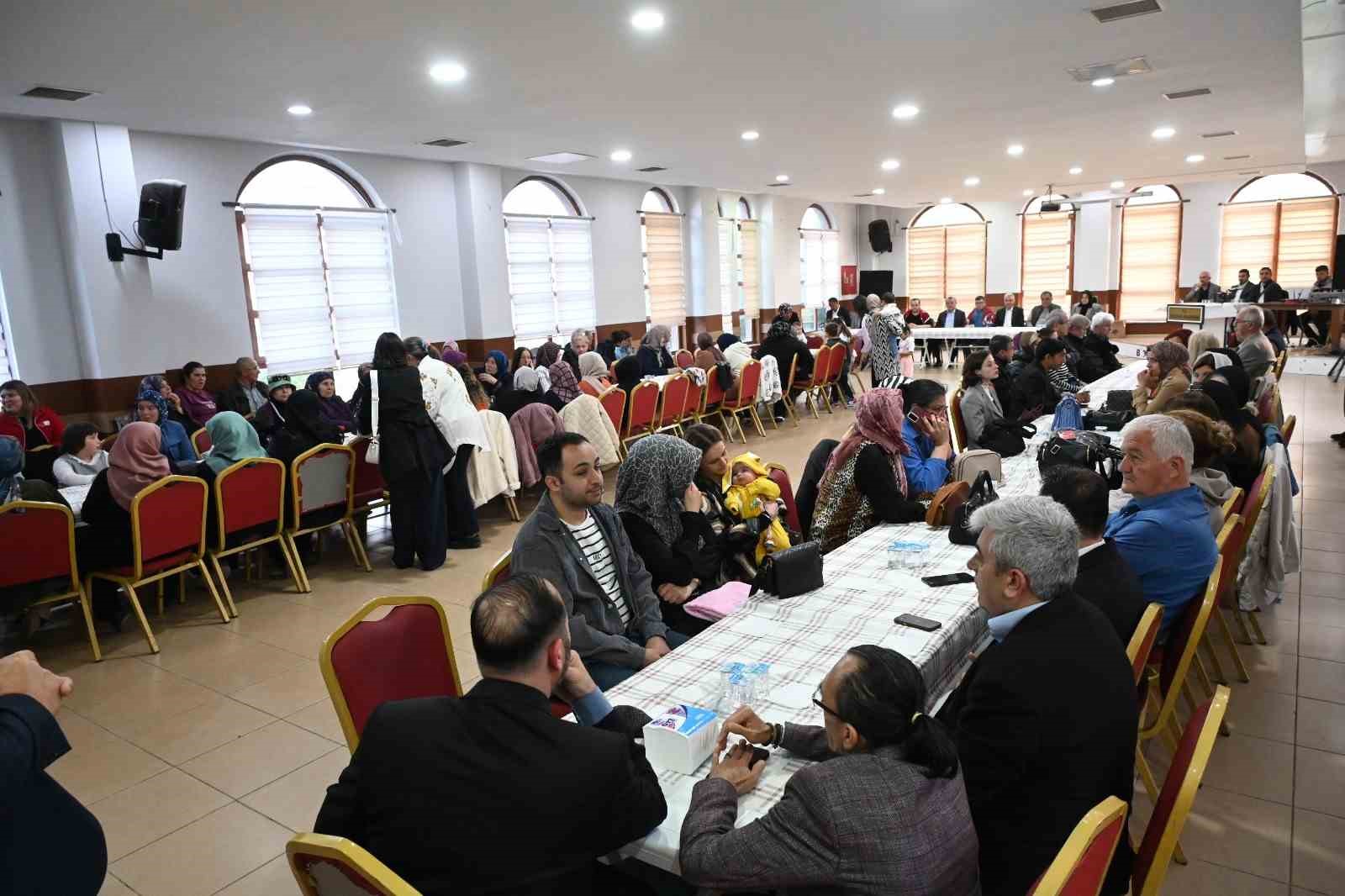 Boz&uuml;y&uuml;k&rsquo;te engelli gen&ccedil;lere asker kınası yakıldı
