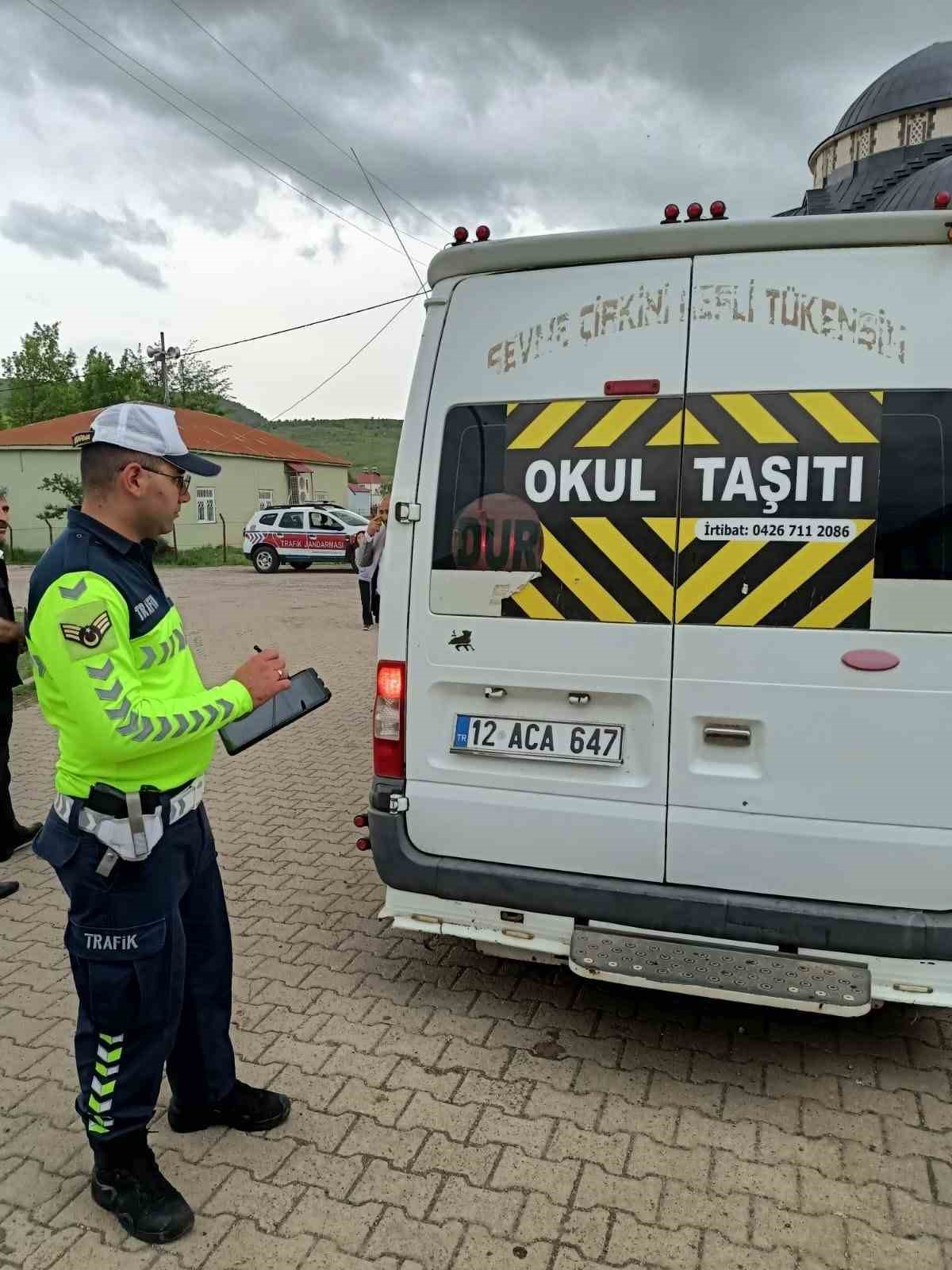 Bing&ouml;l&rsquo;de okul servisleri denetlendi
