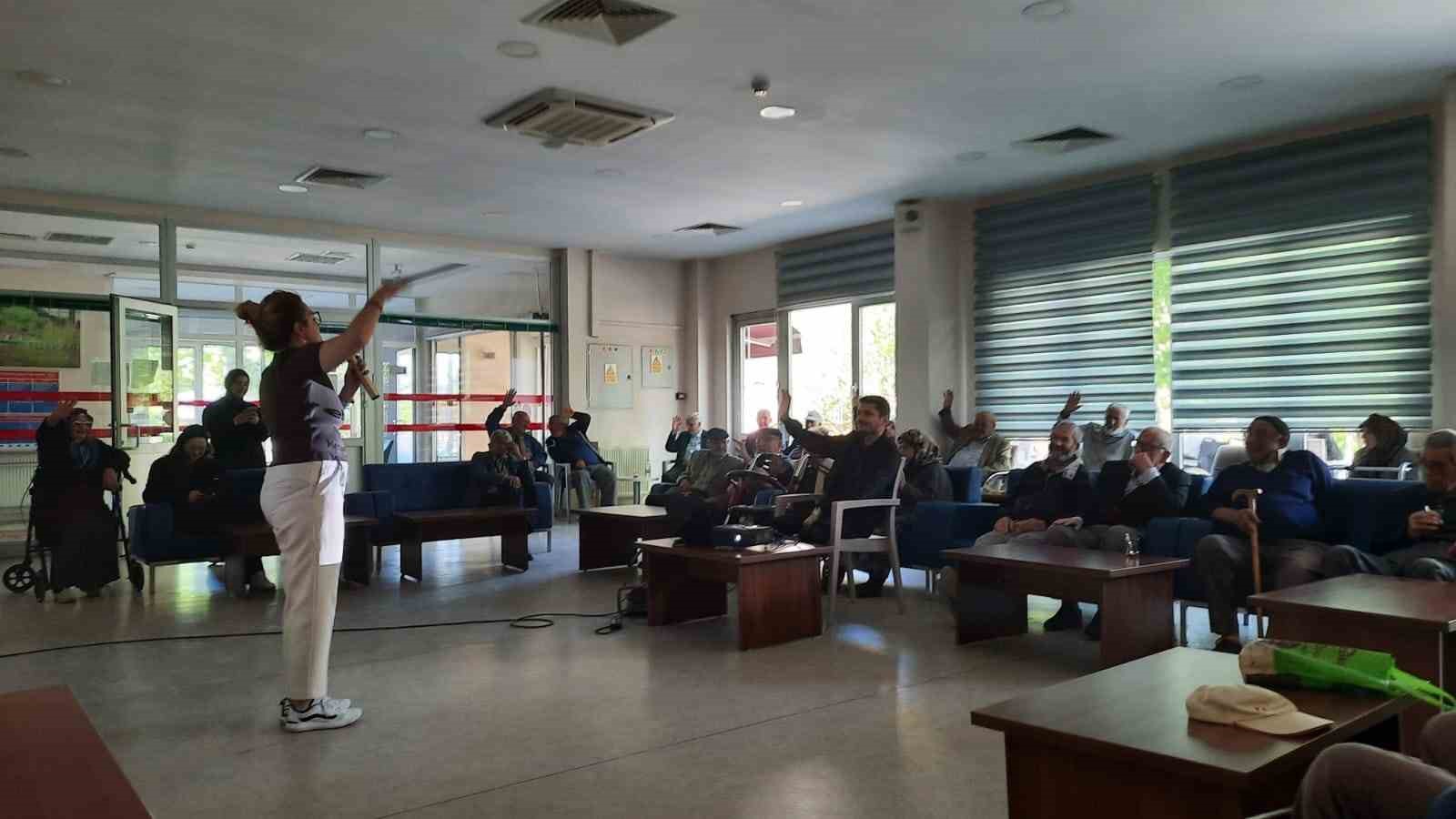 Yaşlılara ’Ekonomik ve Dijital Dolandırıcılık’ eğitimi verildi