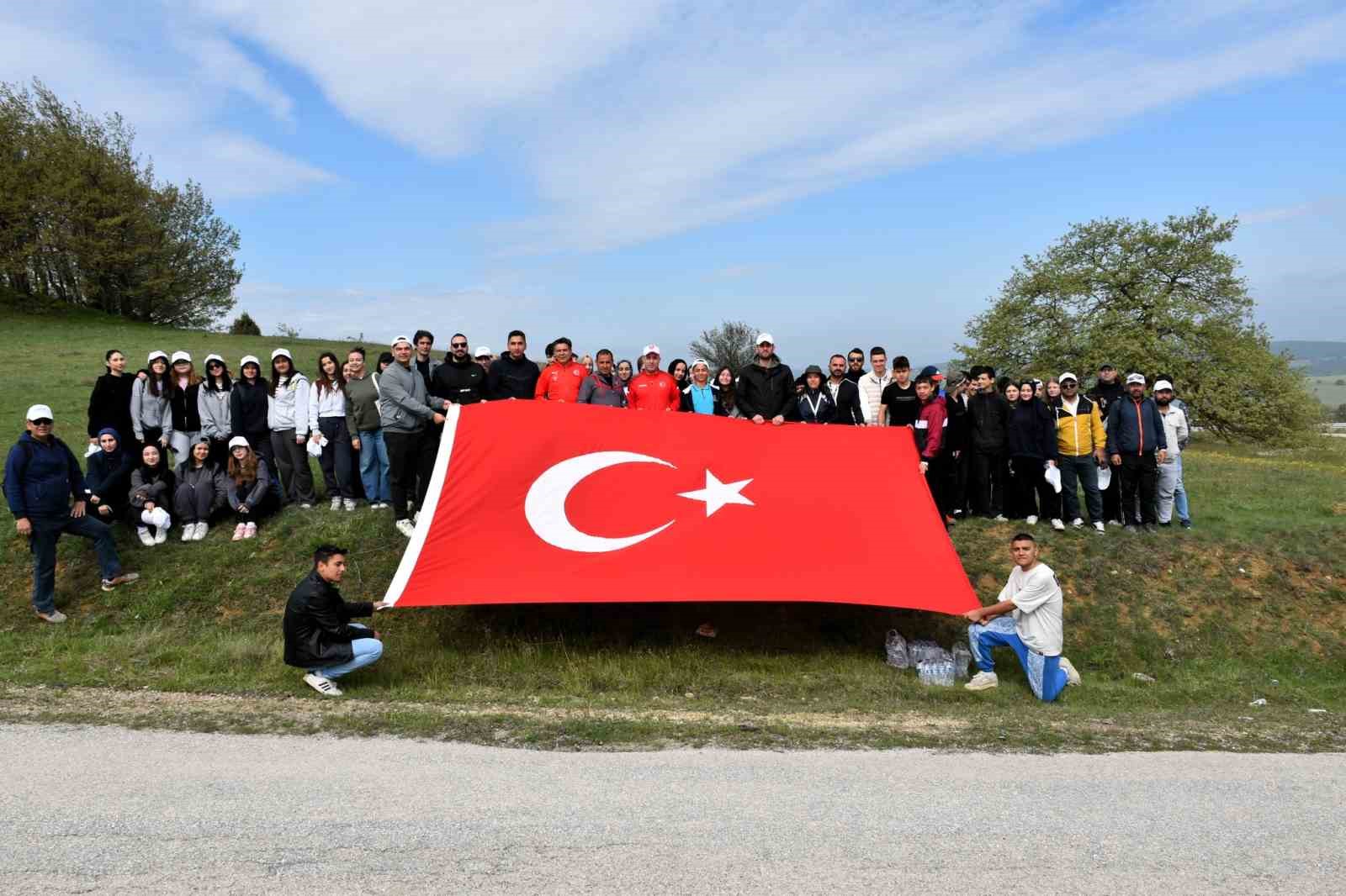 19 Mayıs Gen&ccedil;lik Haftası&rsquo;nda coşkulu y&uuml;r&uuml;y&uuml;ş
